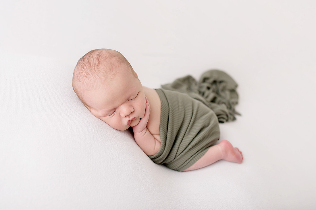 "Newborn Photos in Buffalo, NY" "Newborn Baby" "Newborn Pictures" "WNY Baby" "Buffalo NY Baby" "Cute Baby Pictures" "Newborn Sessions"